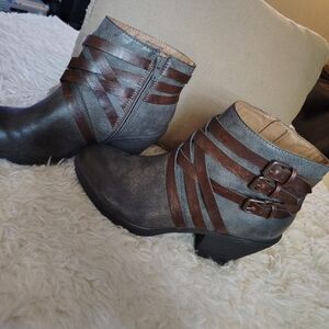 Women's Eurosoft Gray and Brown Ankle Boots